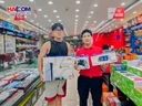 khach_hang_81820_may_choi_game_sony_playstation_5_ps5_slim_standard_2_tay_cam_hang_chinh_hang_0001.JPG 2