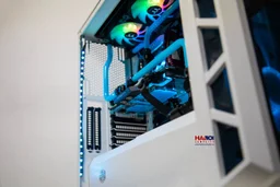 44887_modding_pc_coolermaster_h500p_white_mesh_ht_31_azure_blue_kow_edition_2.jpg 1