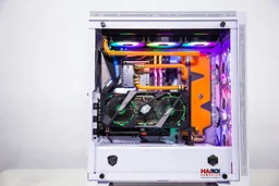 45129_modding_pc_lianli_pc_a550w_ht_35_luxury_royal_fire_2.jpg 1