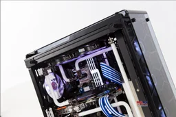 43690_modding_pc_corsair_570x_ht_25_3.jpg 2