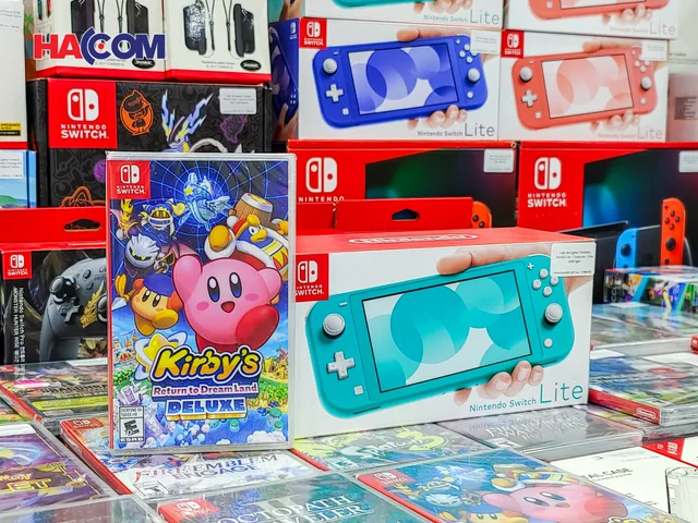 70643_the_game_nintendo_switch_kirbys_return_to_dream_land_deluxe_001.JPG 1